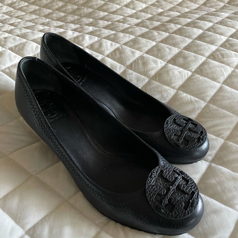 Tory Burch Black Leather Wedges